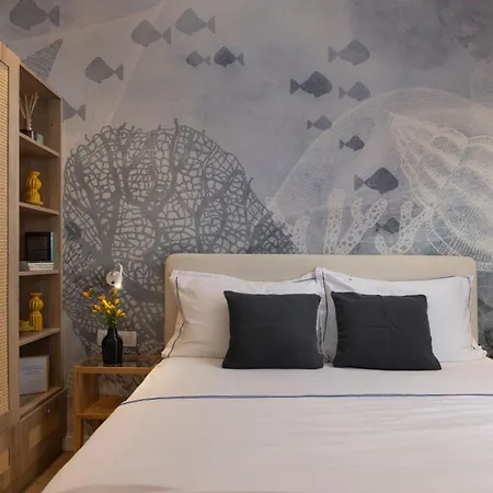 Sea View Azure شقة *